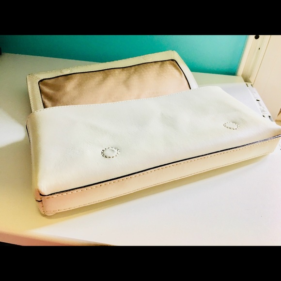 Sold Kate Spade Montfort Park Straw Keira Clutch - Picture 4 of 8